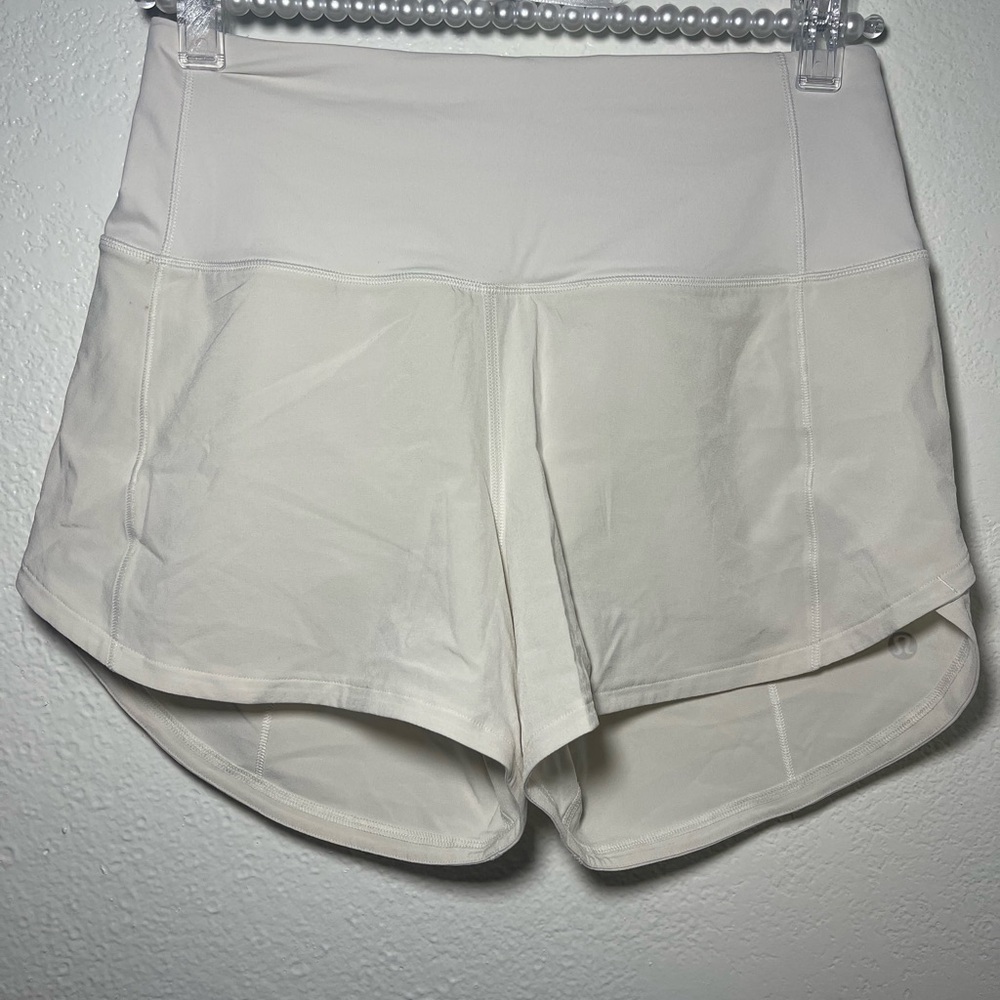 Lululemon Speed Up Low Rise Short 2’5